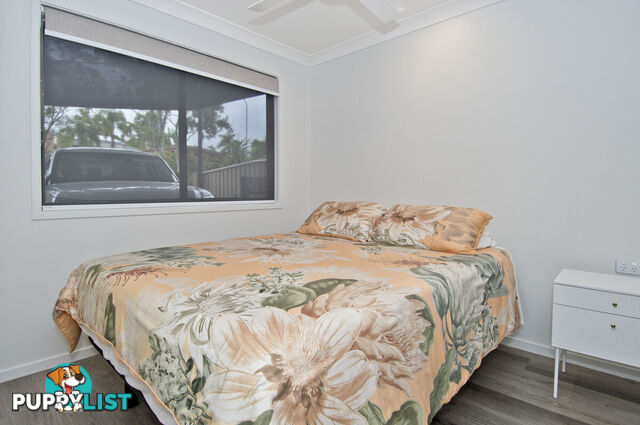 5 Sorell Place HELENSVALE QLD 4212