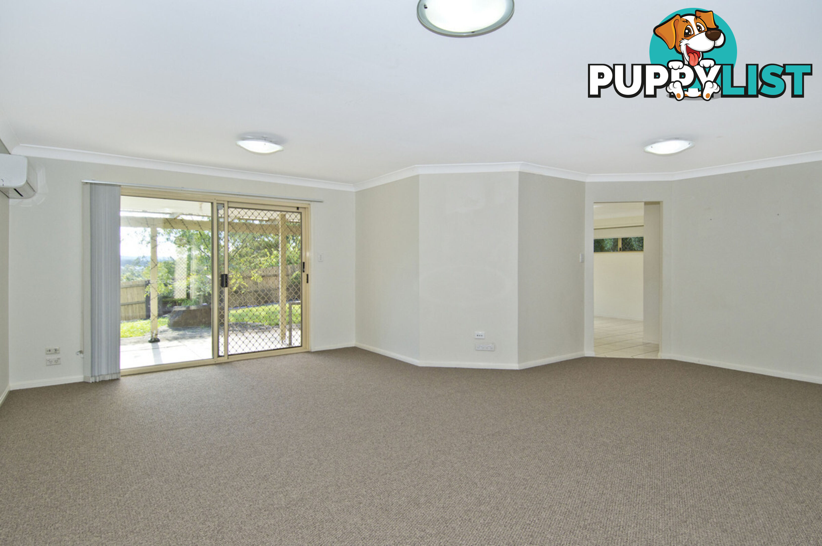 50B Clarence Drive HELENSVALE QLD 4212