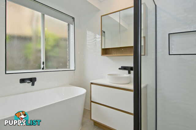 27 Capricorn Drive PACIFIC PINES QLD 4211