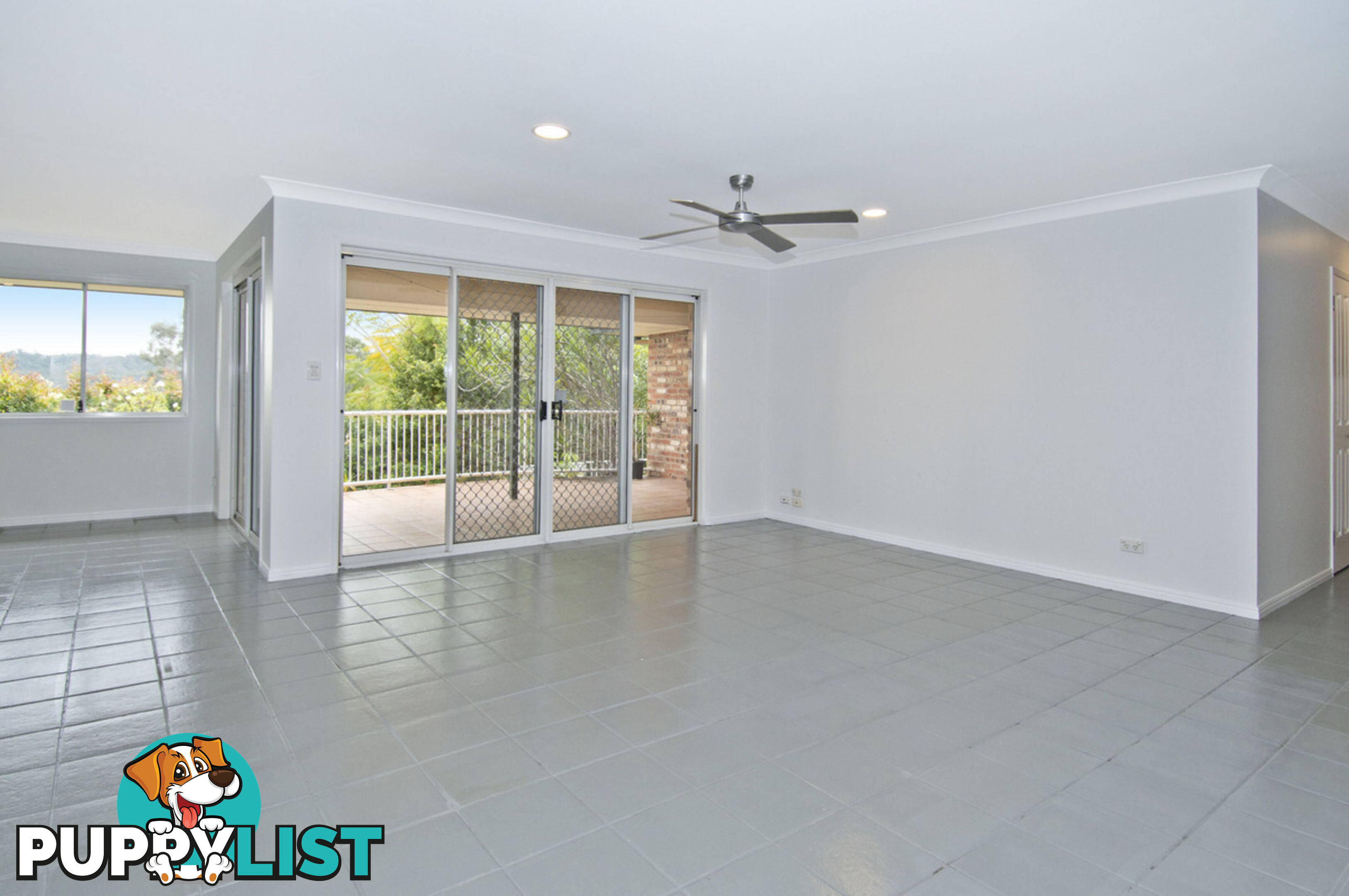 27 Capricorn Drive PACIFIC PINES QLD 4211
