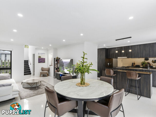 71/18 Archipelago Street PACIFIC PINES QLD 4211