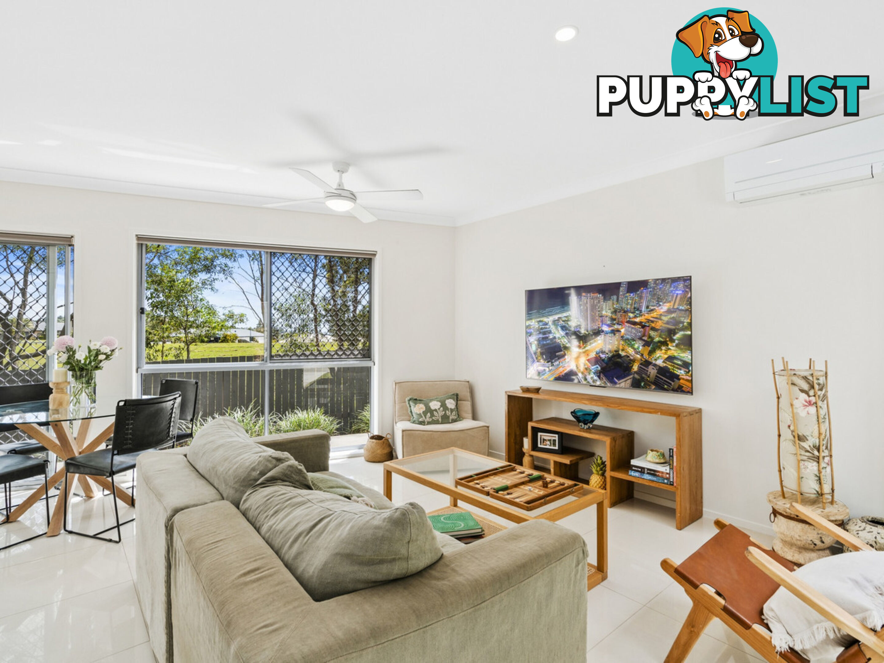 3/1 Aspect Place PACIFIC PINES QLD 4211