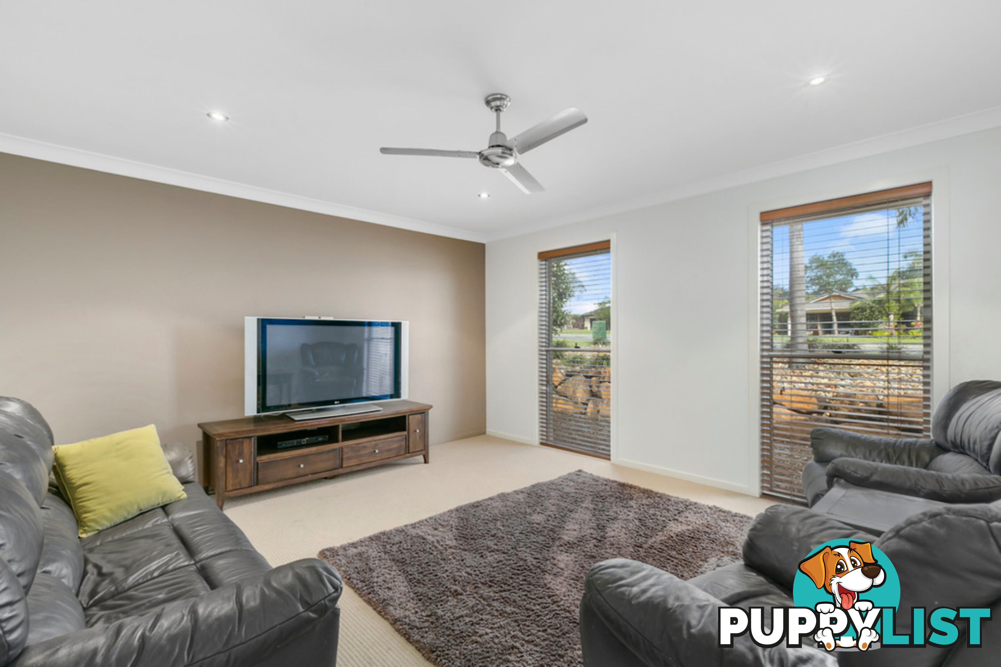 104 Wunburra Circle PACIFIC PINES QLD 4211