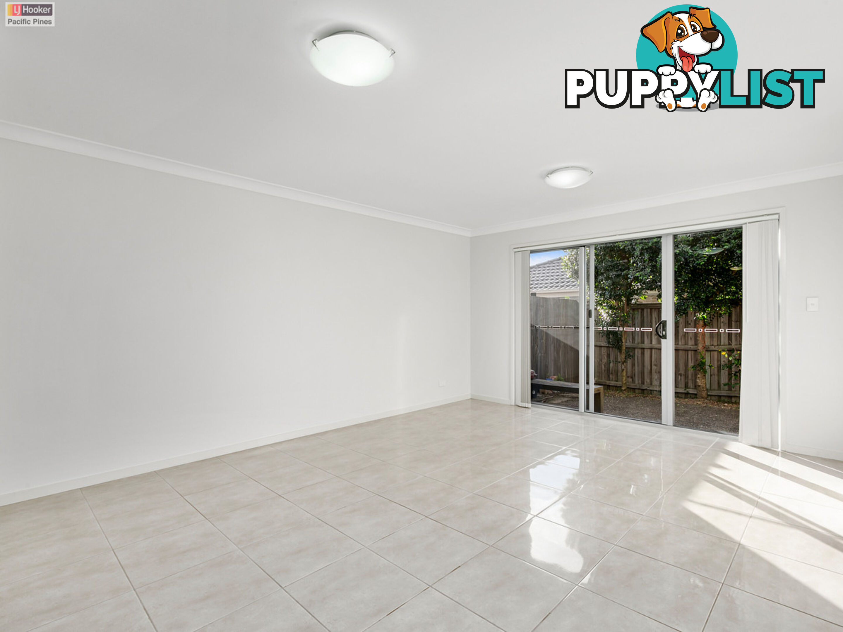 2/52 Hawkesbury Avenue PACIFIC PINES QLD 4211