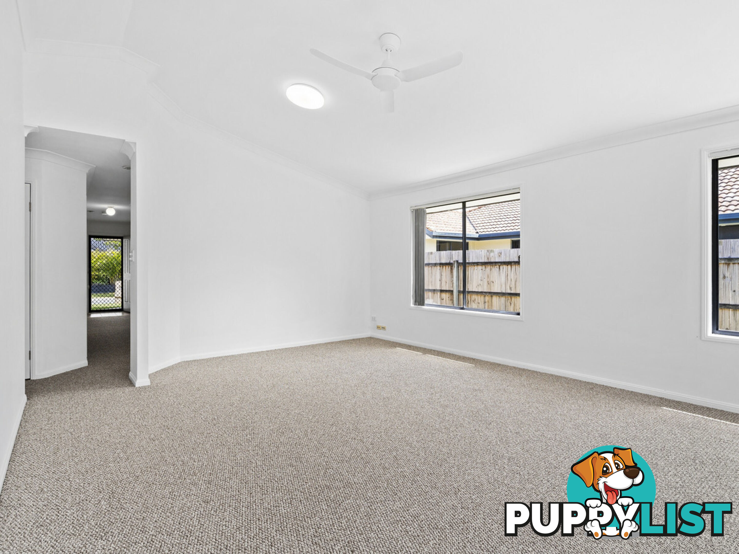 57 Serafina Drive HELENSVALE QLD 4212