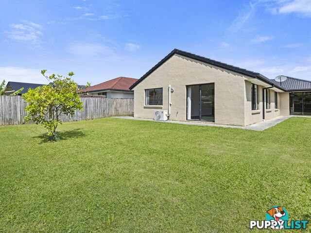 57 Serafina Drive HELENSVALE QLD 4212