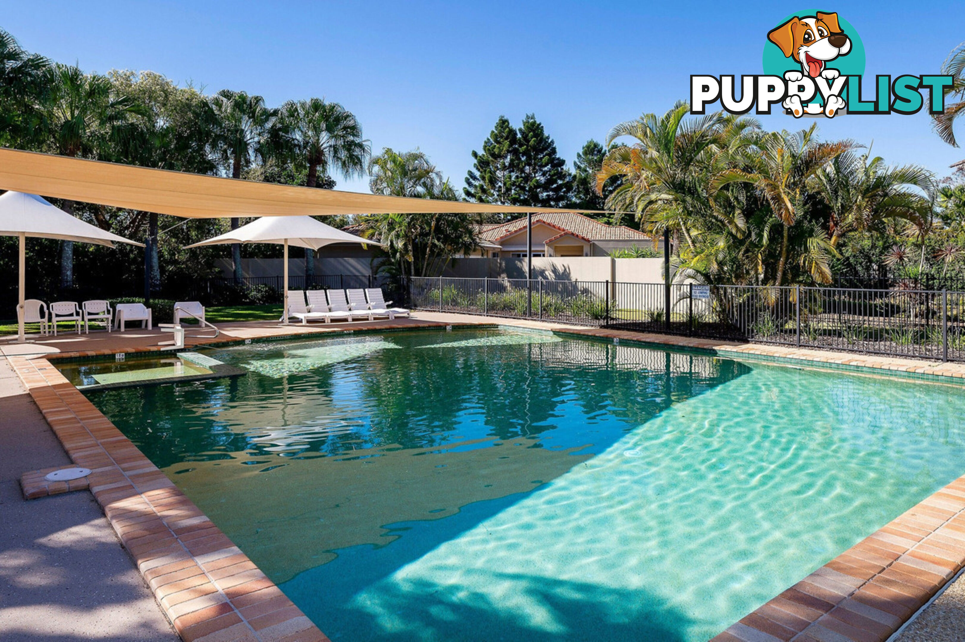 8438 Magnolia Drive HOPE ISLAND QLD 4212