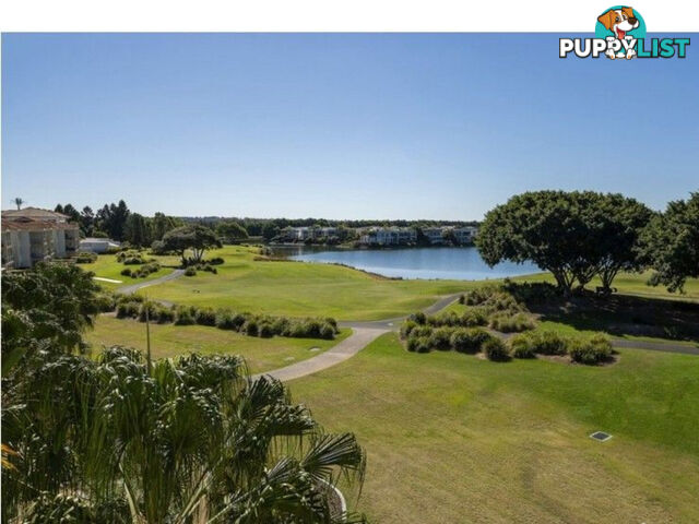 8438 Magnolia Drive HOPE ISLAND QLD 4212