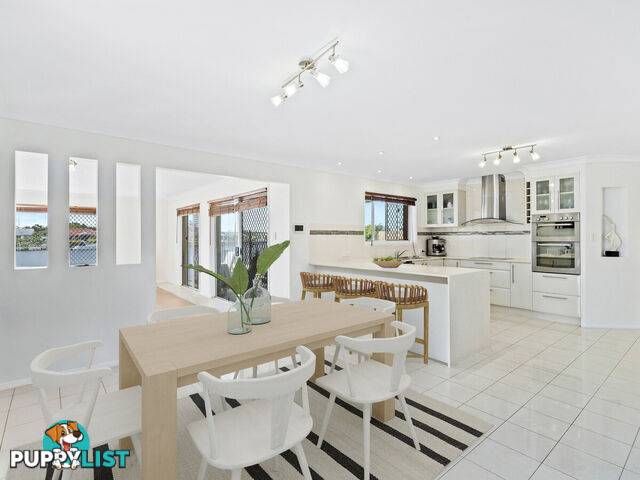 44 Lakeshore Drive HELENSVALE QLD 4212