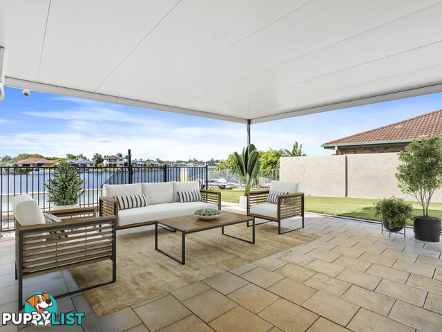 44 Lakeshore Drive HELENSVALE QLD 4212