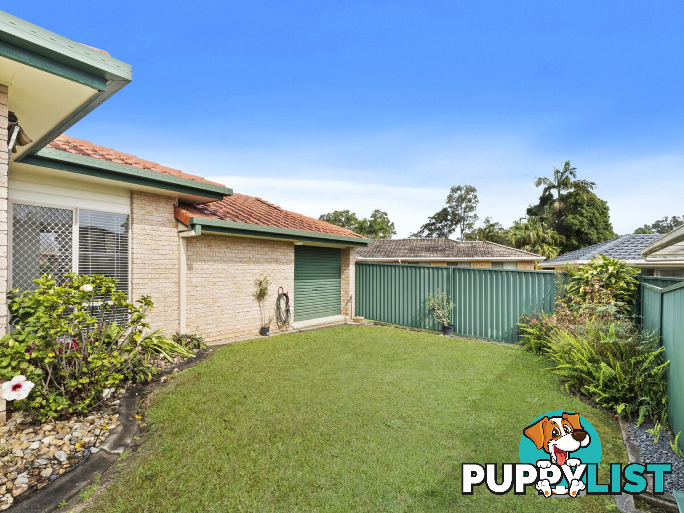 11 Gordonvale Place HELENSVALE QLD 4212