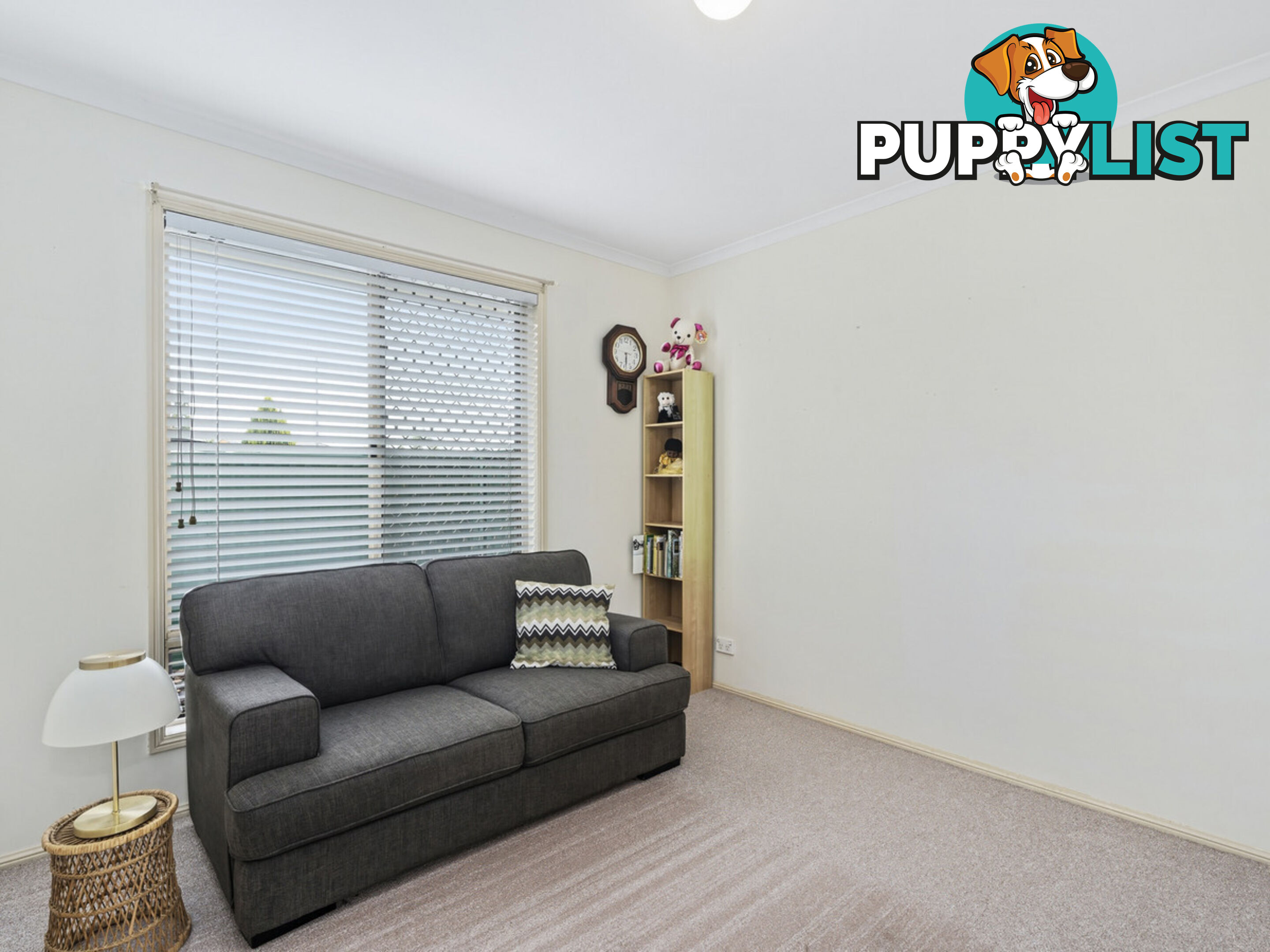 11 Gordonvale Place HELENSVALE QLD 4212