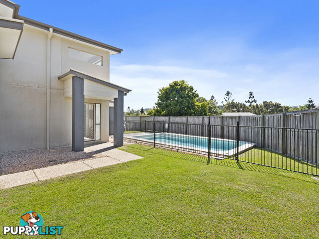 2/8 Witheren Circuit PACIFIC PINES QLD 4211