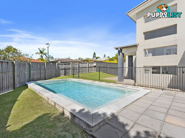 2/8 Witheren Circuit PACIFIC PINES QLD 4211