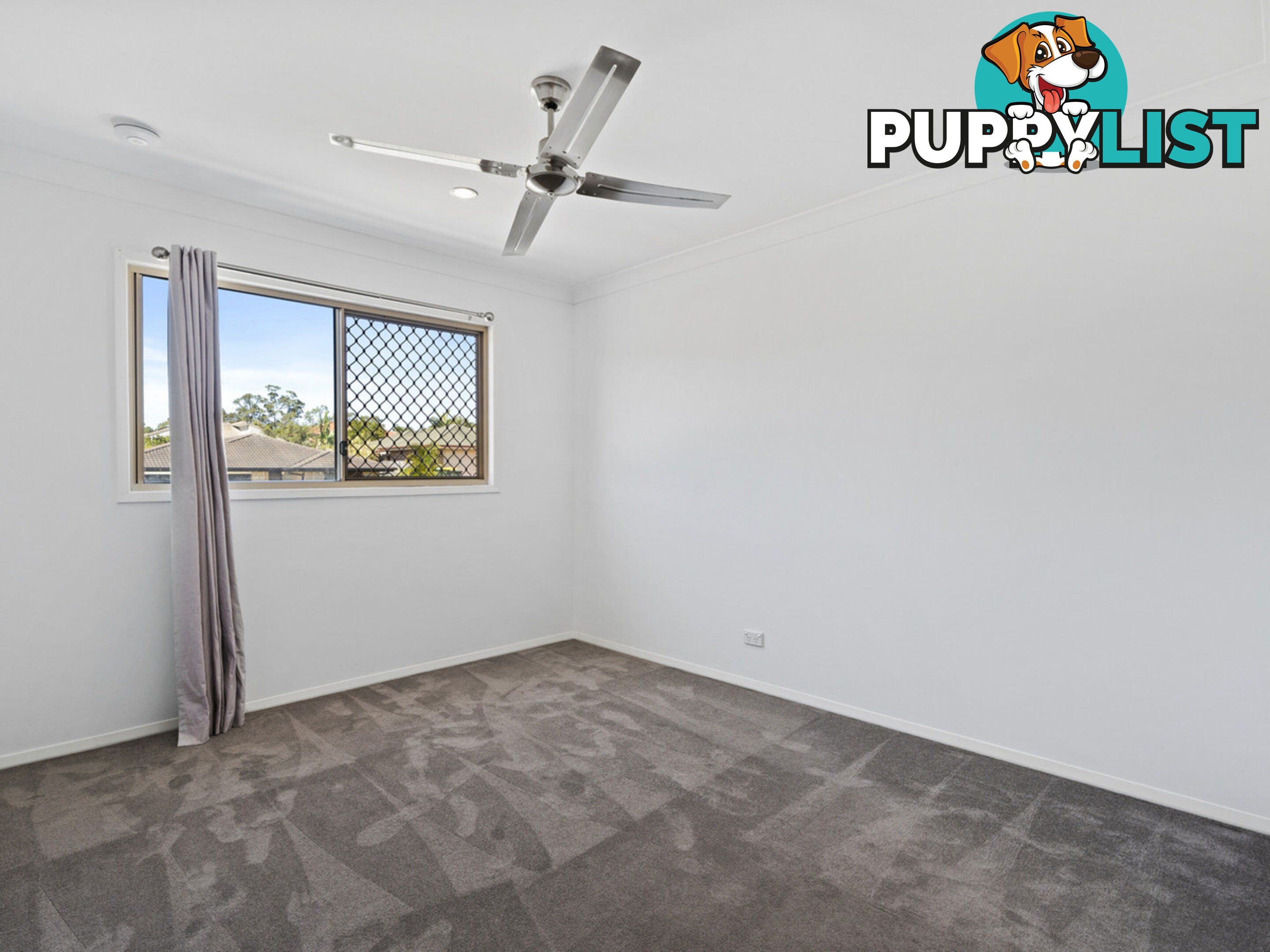 2/8 Witheren Circuit PACIFIC PINES QLD 4211