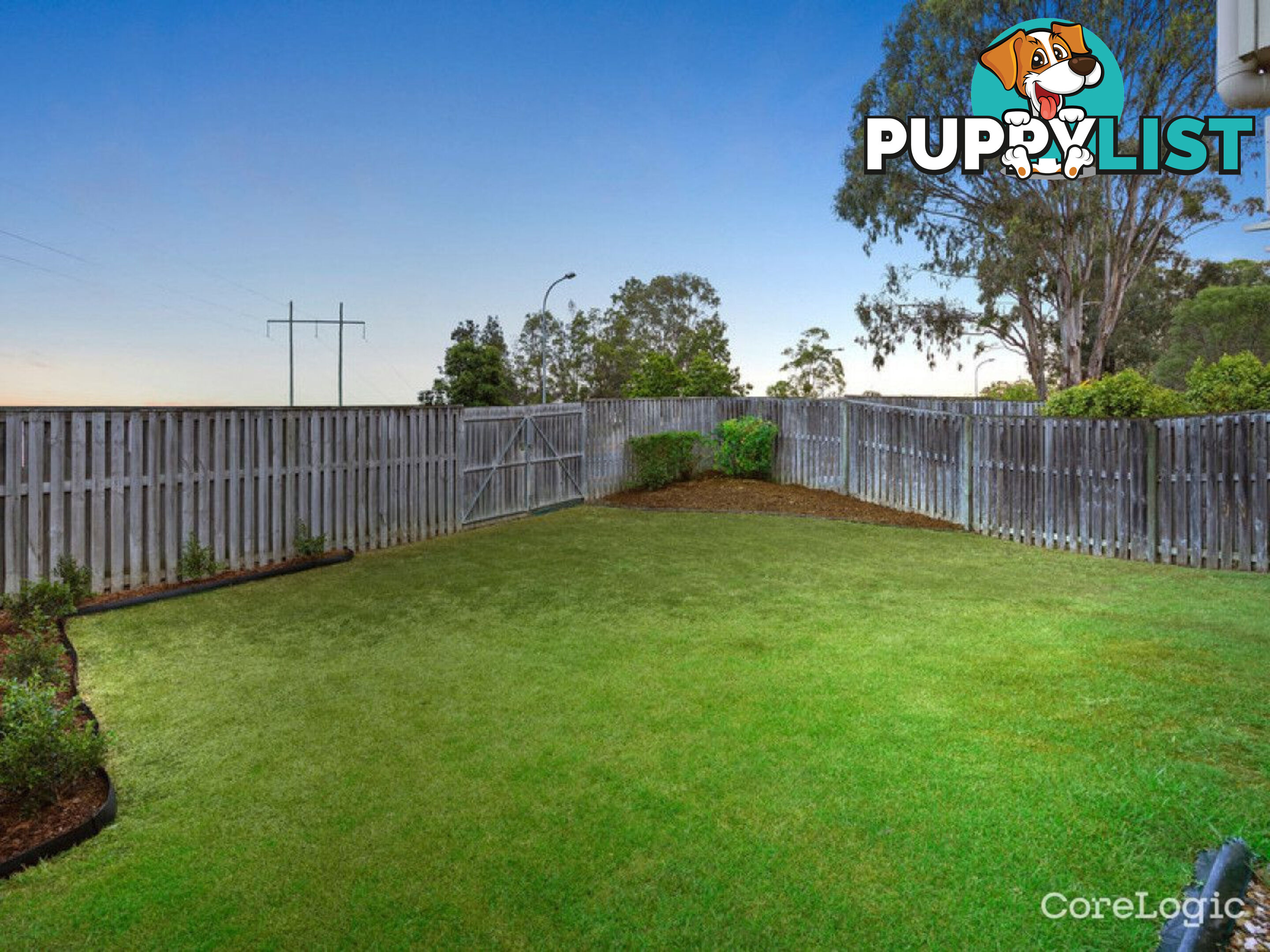 2/13 Amaray Drive UPPER COOMERA QLD 4209