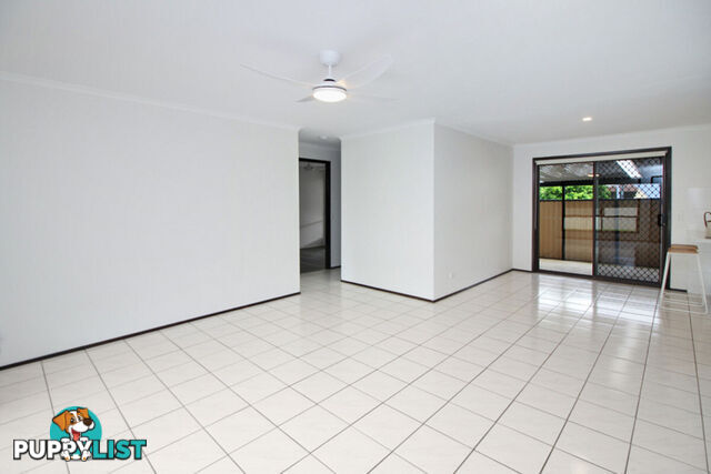 2/11 Morinda Way LABRADOR QLD 4215
