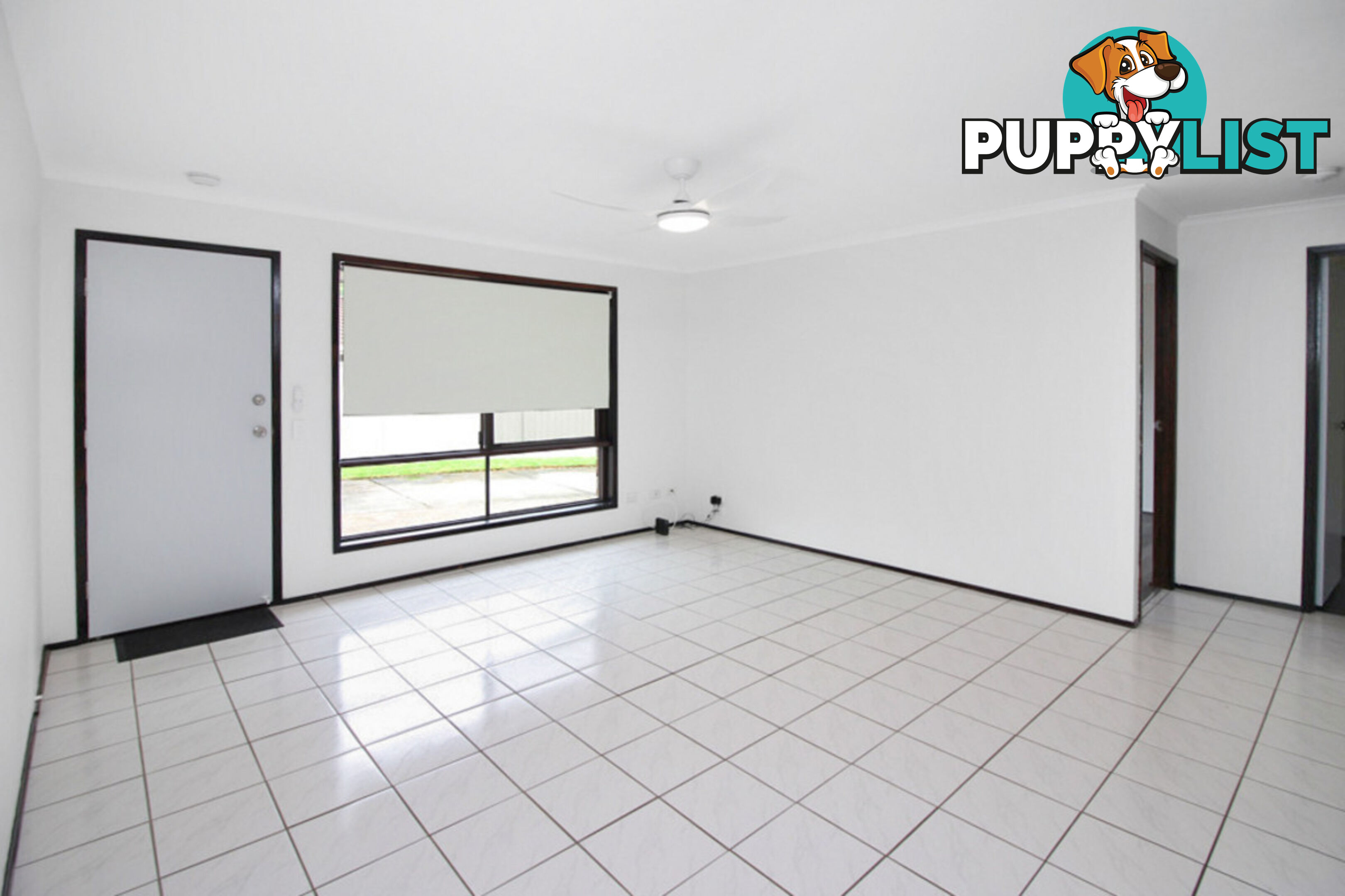 2/11 Morinda Way LABRADOR QLD 4215