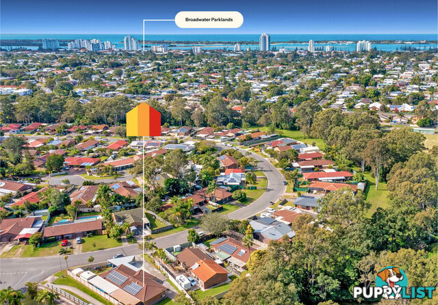 2/11 Morinda Way LABRADOR QLD 4215