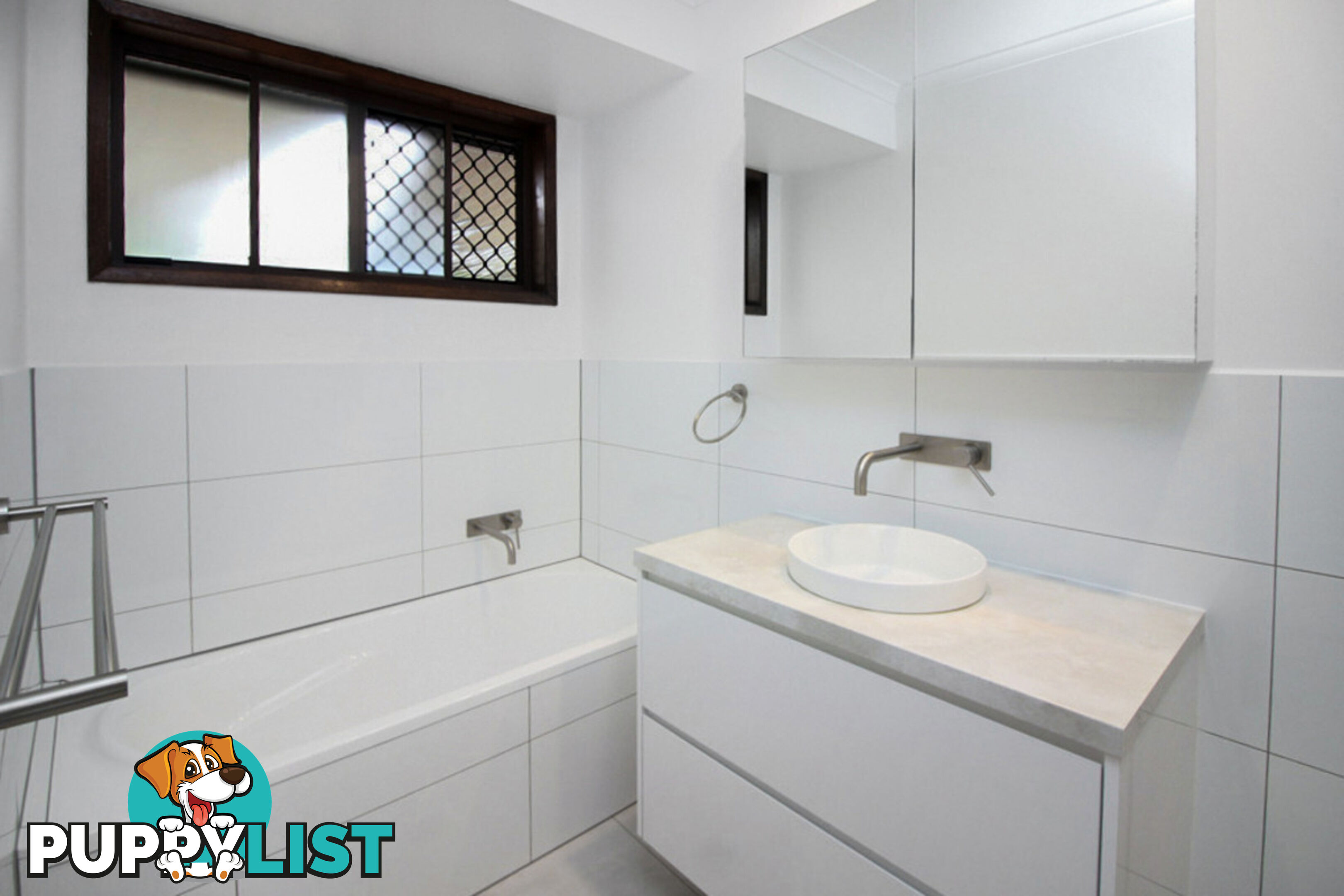 2/11 Morinda Way LABRADOR QLD 4215