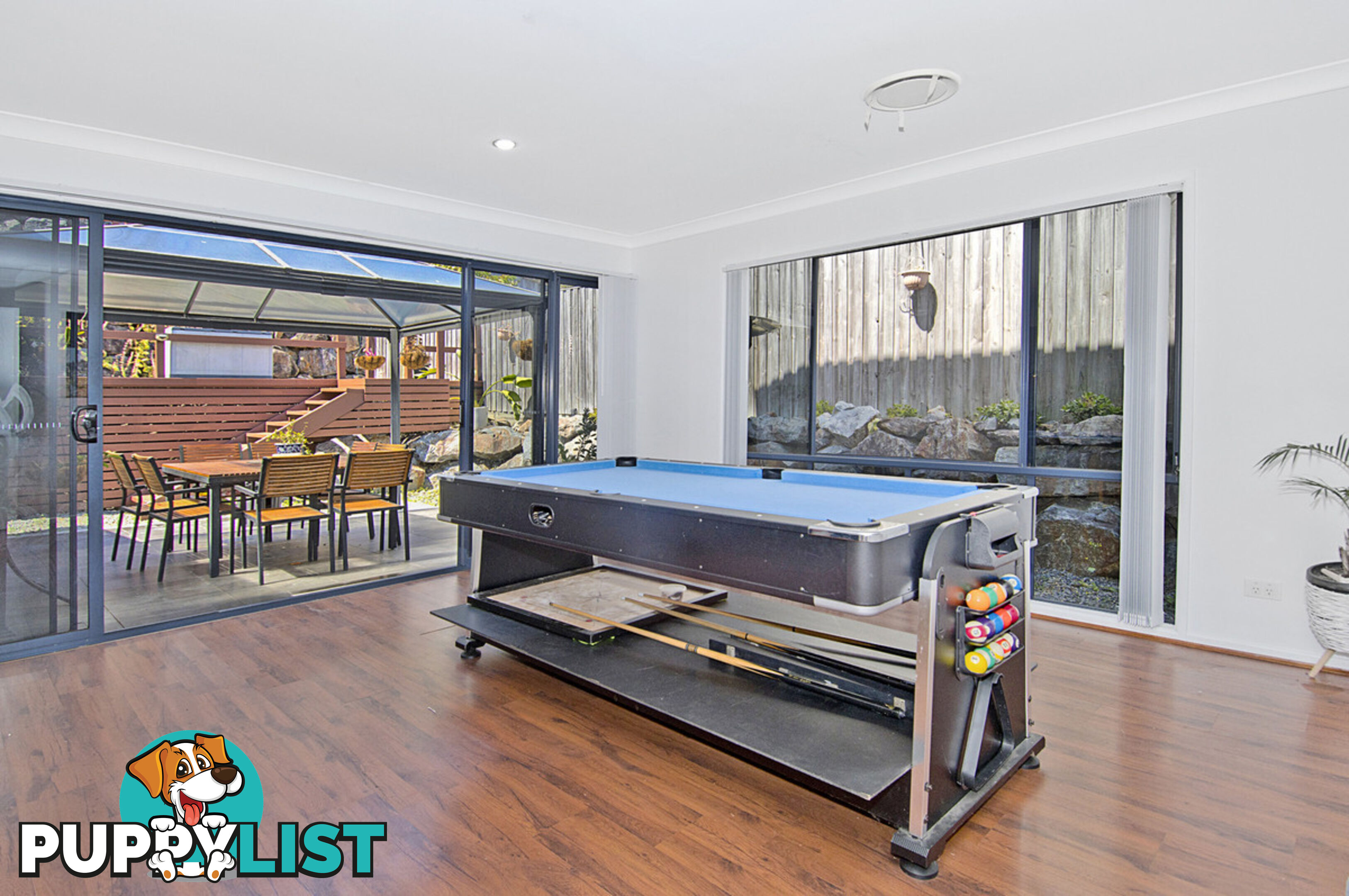 17 Sangster Crescent PACIFIC PINES QLD 4211
