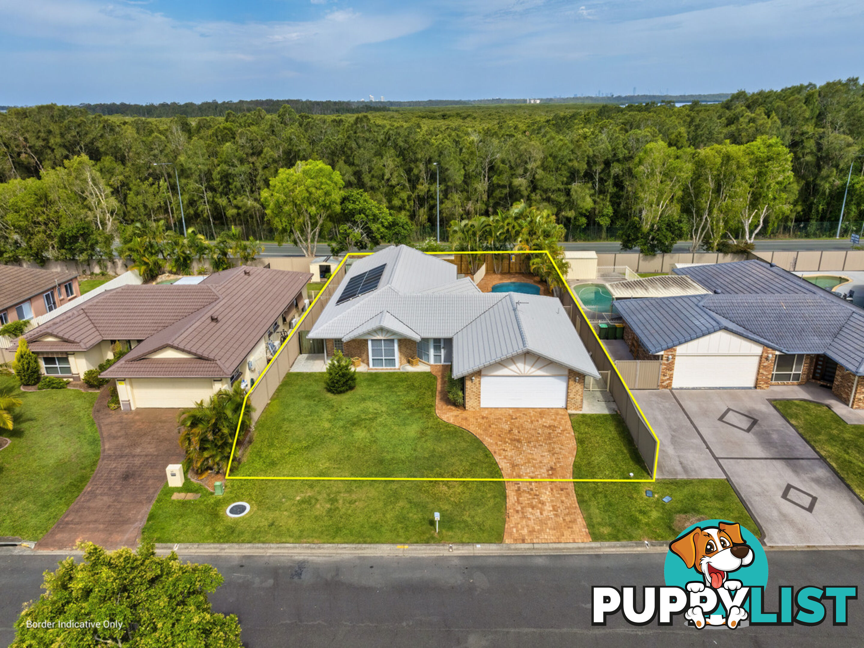 25 Lakeshore Drive HELENSVALE QLD 4212