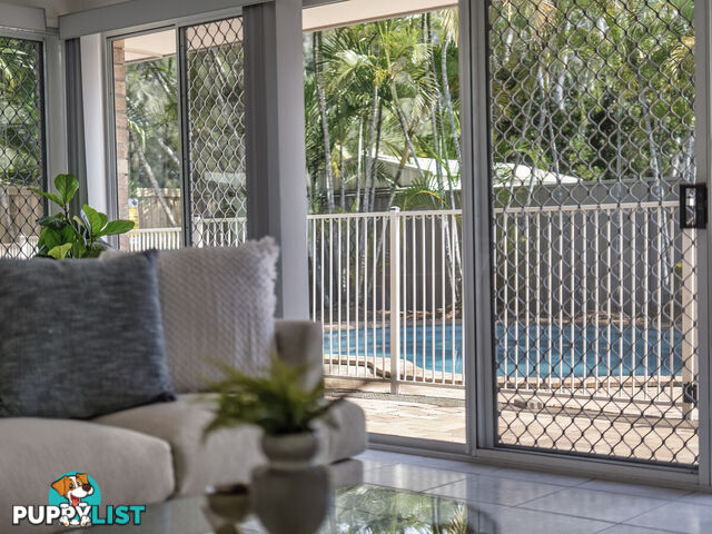 25 Lakeshore Drive HELENSVALE QLD 4212