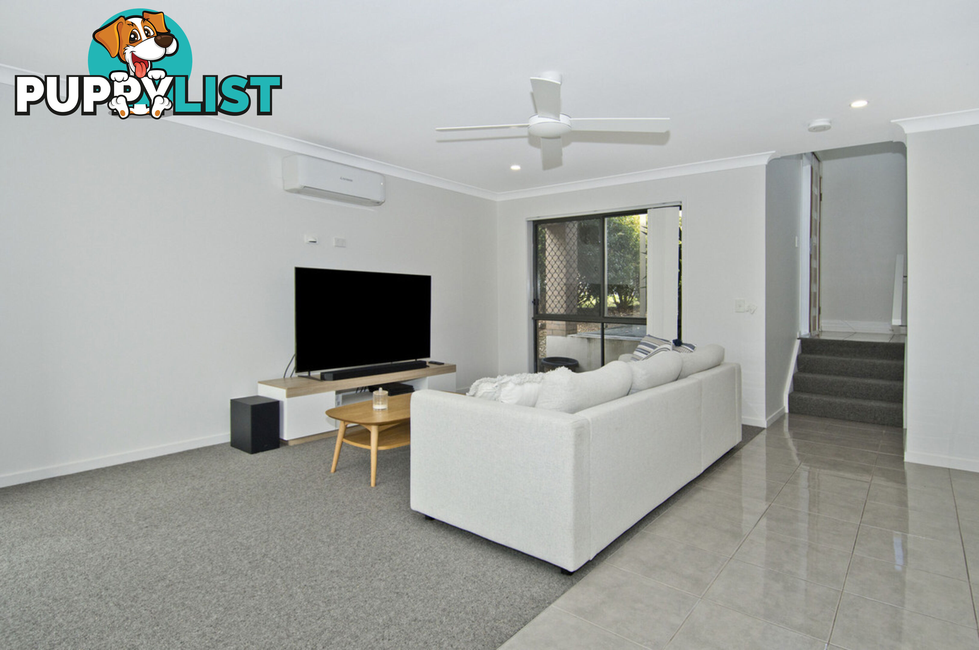 9 Pacific Place PACIFIC PINES QLD 4211