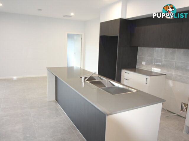28 Chinnocks Ave CAMPBELLTOWN NSW 2560