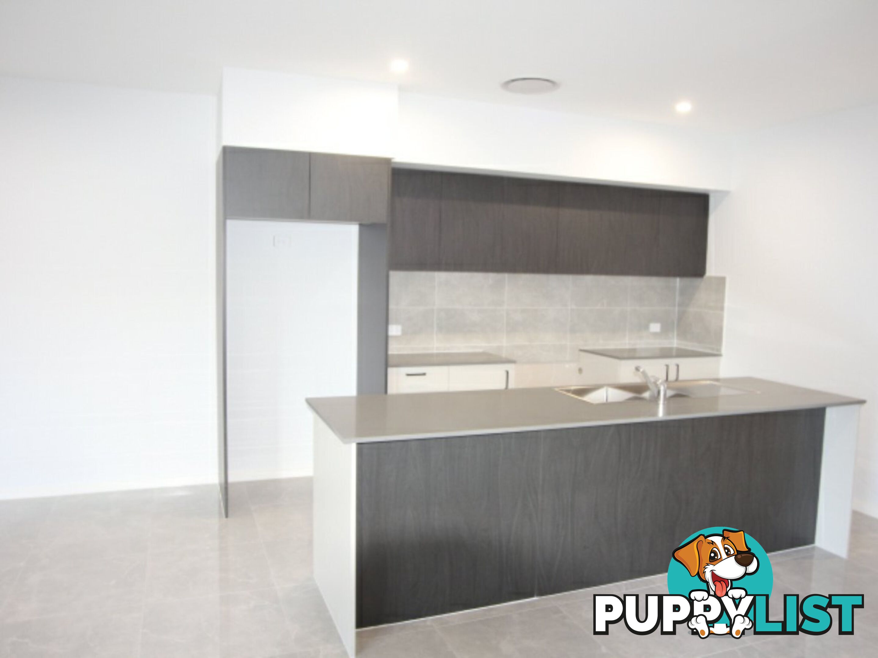 28 Chinnocks Ave CAMPBELLTOWN NSW 2560