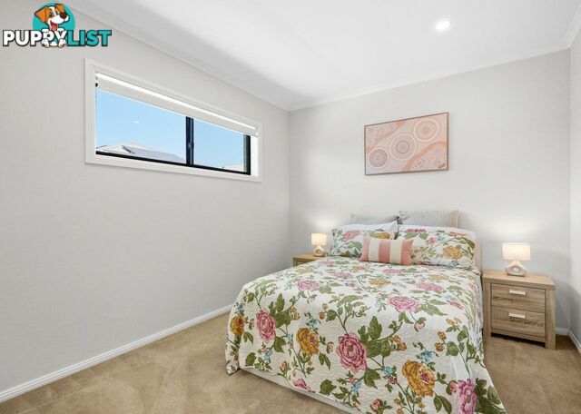 32 Dowie Drive CLAYMORE NSW 2559