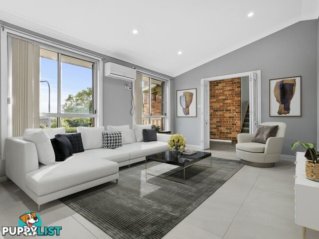 11 Herborn Place MINTO NSW 2566