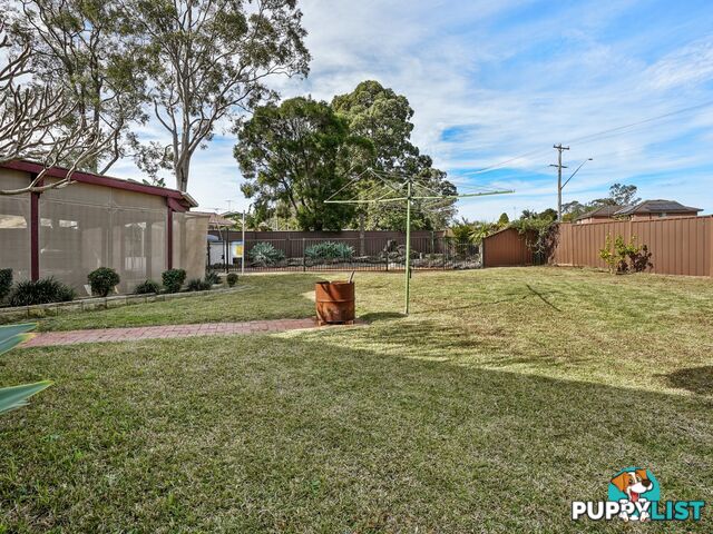 11 Herborn Place MINTO NSW 2566