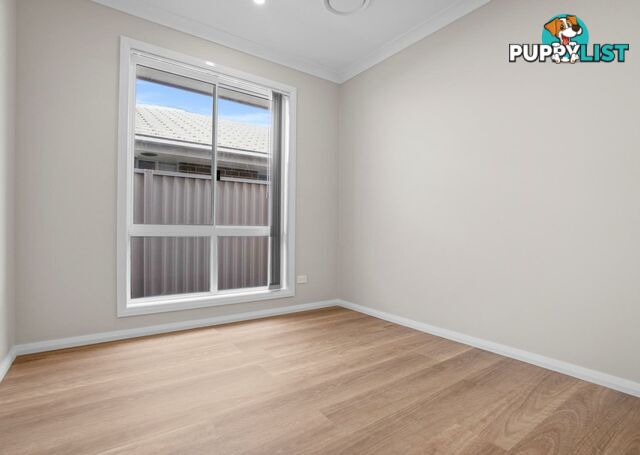 9 Bletchingly Street MENANGLE PARK NSW 2563