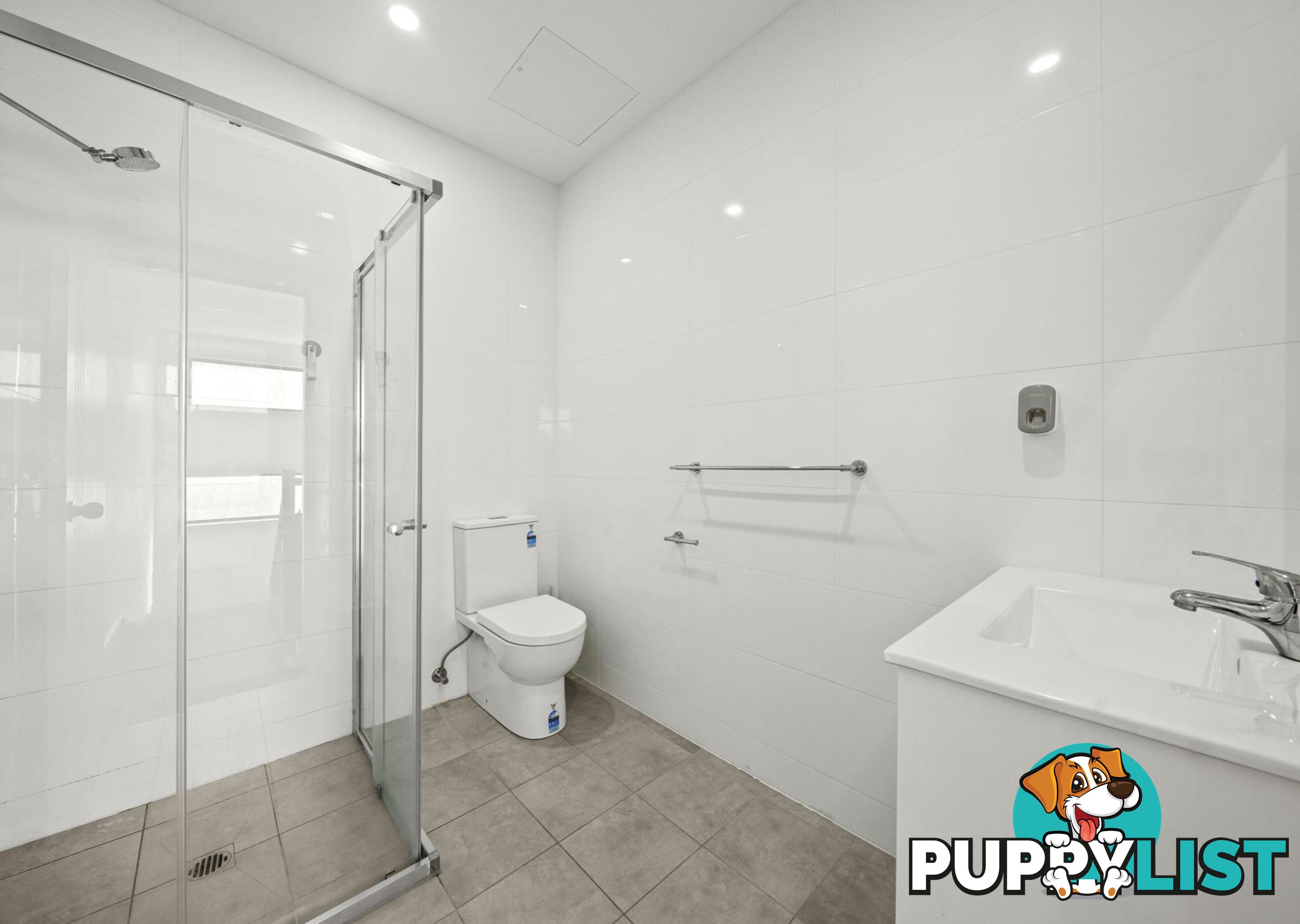 3/8 Durham Street MINTO NSW 2566