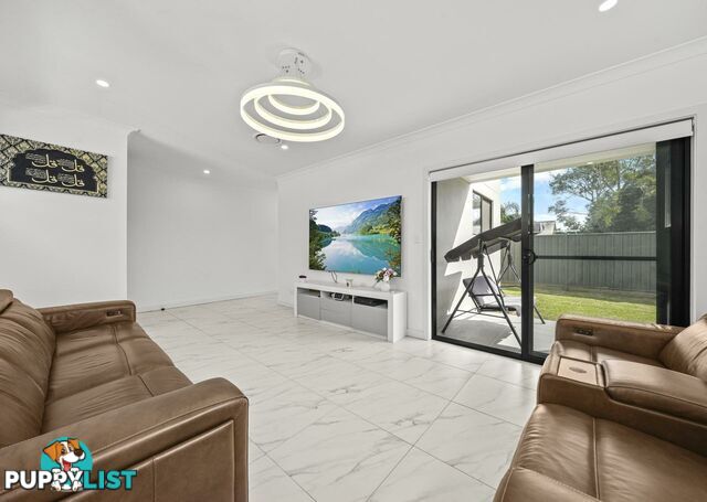 3/8 Durham Street MINTO NSW 2566