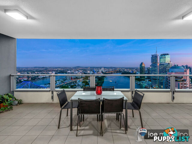 30 Macrossan St BRISBANE CITY QLD 4000