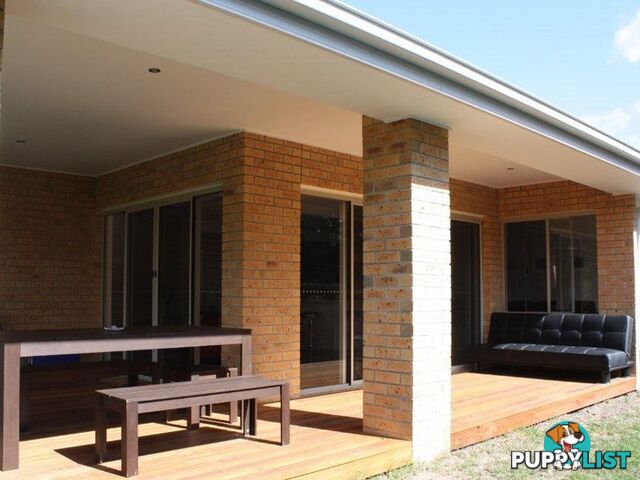 1 Paperbark Place INVERLOCH VIC 3996