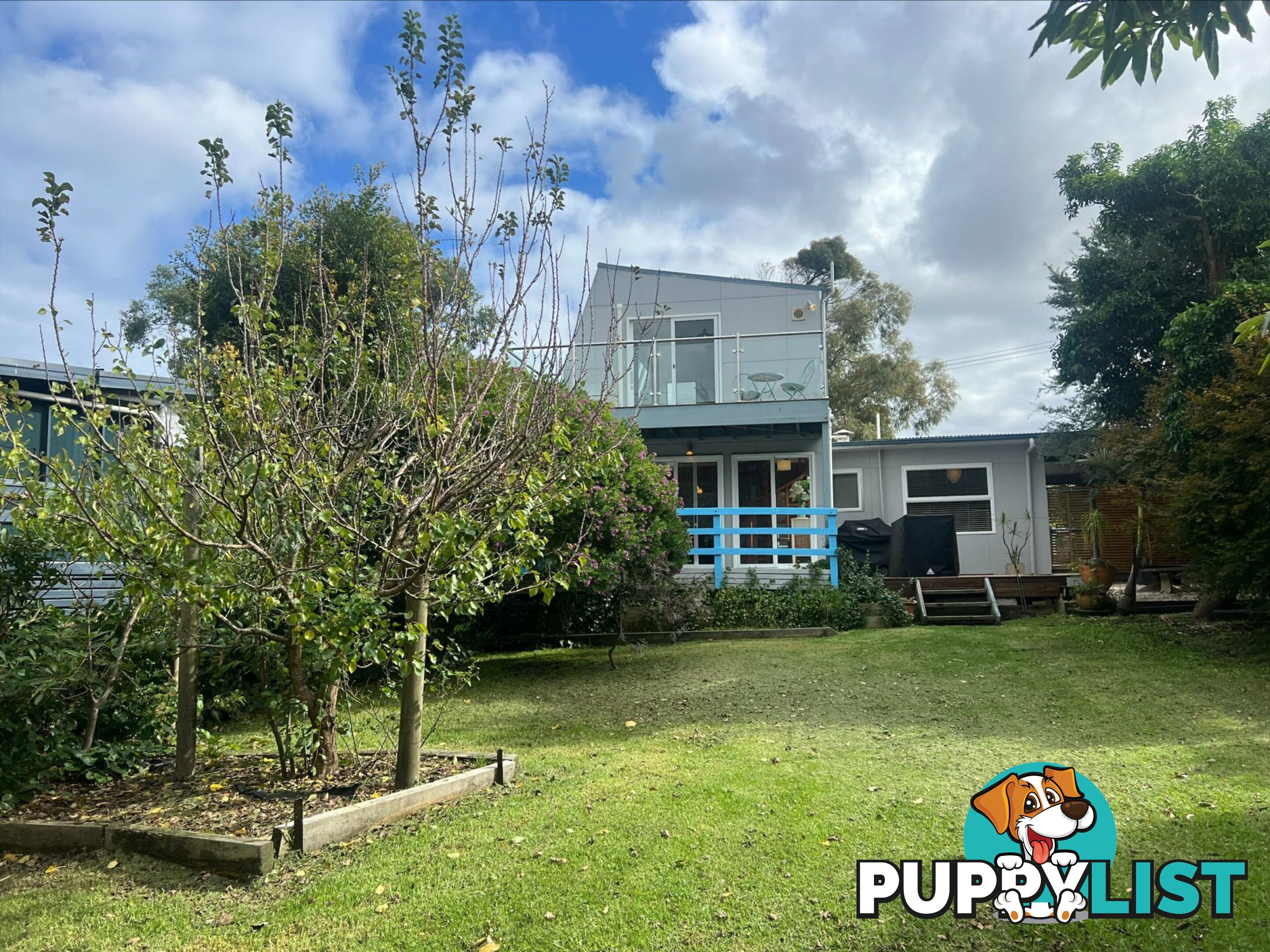 34 Pier Road INVERLOCH VIC 3996