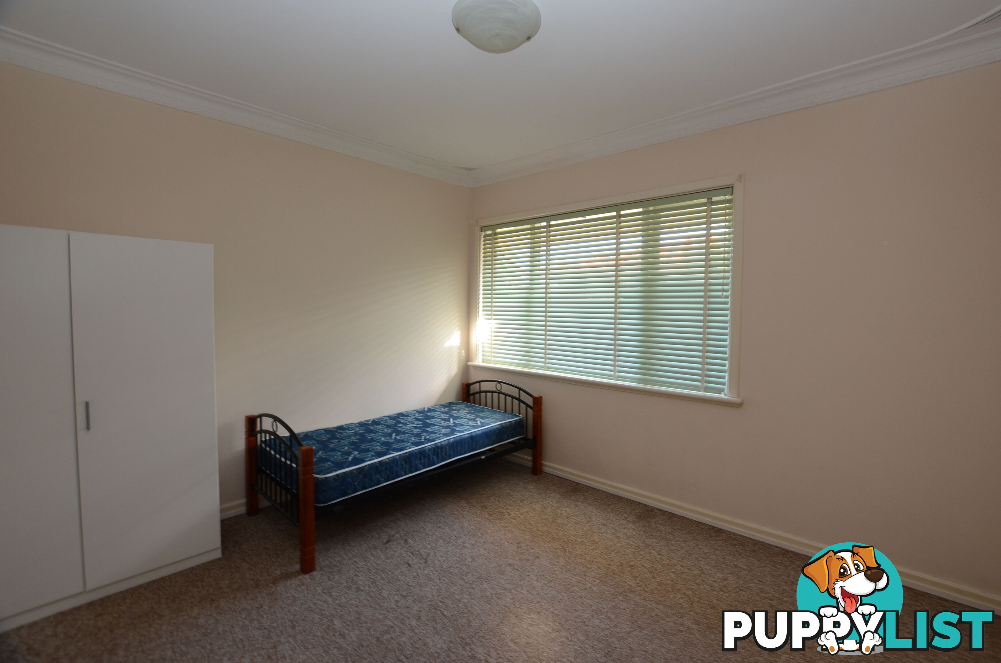 36 George St Stirling WA 6021