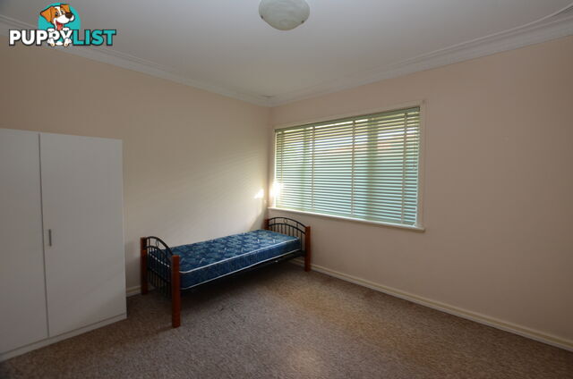 36 George St Stirling WA 6021