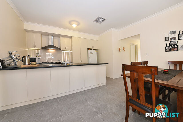 1 23 Floresta St Sinagra WA 6065