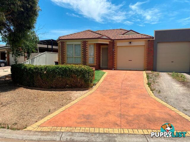 16 Alpine Gardens Caroline Springs VIC 3023