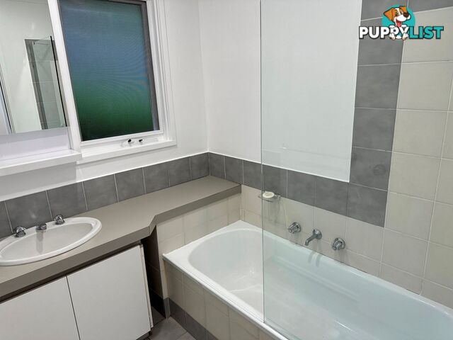 2 2-4 Blackwood Drive Narre Warren VIC 3805