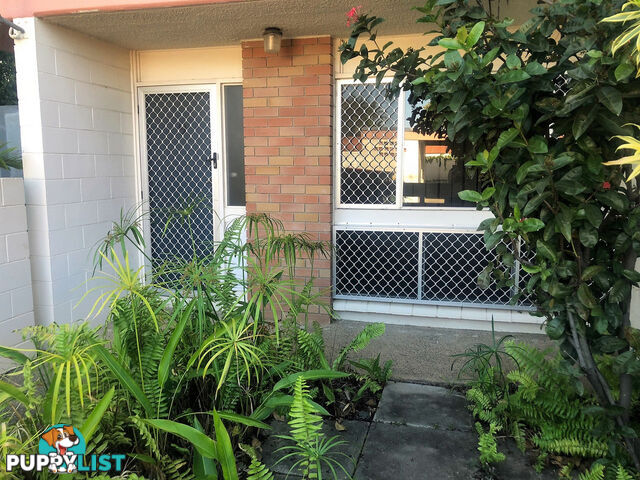 9 24 Bayswater Terrace Hyde Park QLD 4812