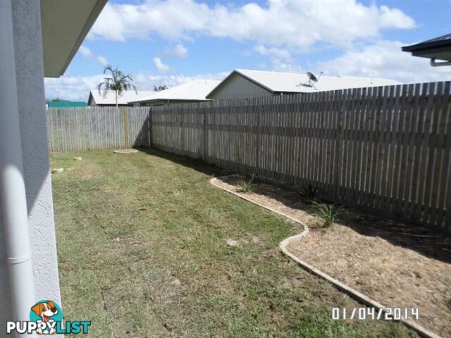 23 Hollanders Crescent Kelso QLD 4815