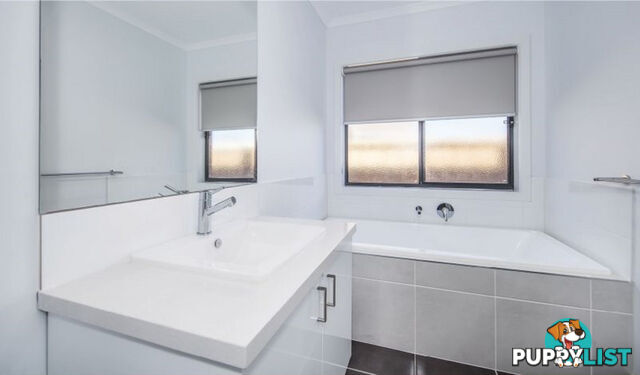 91 Treeve Parkway Werribee VIC 30 WERRIBEE VIC 3030