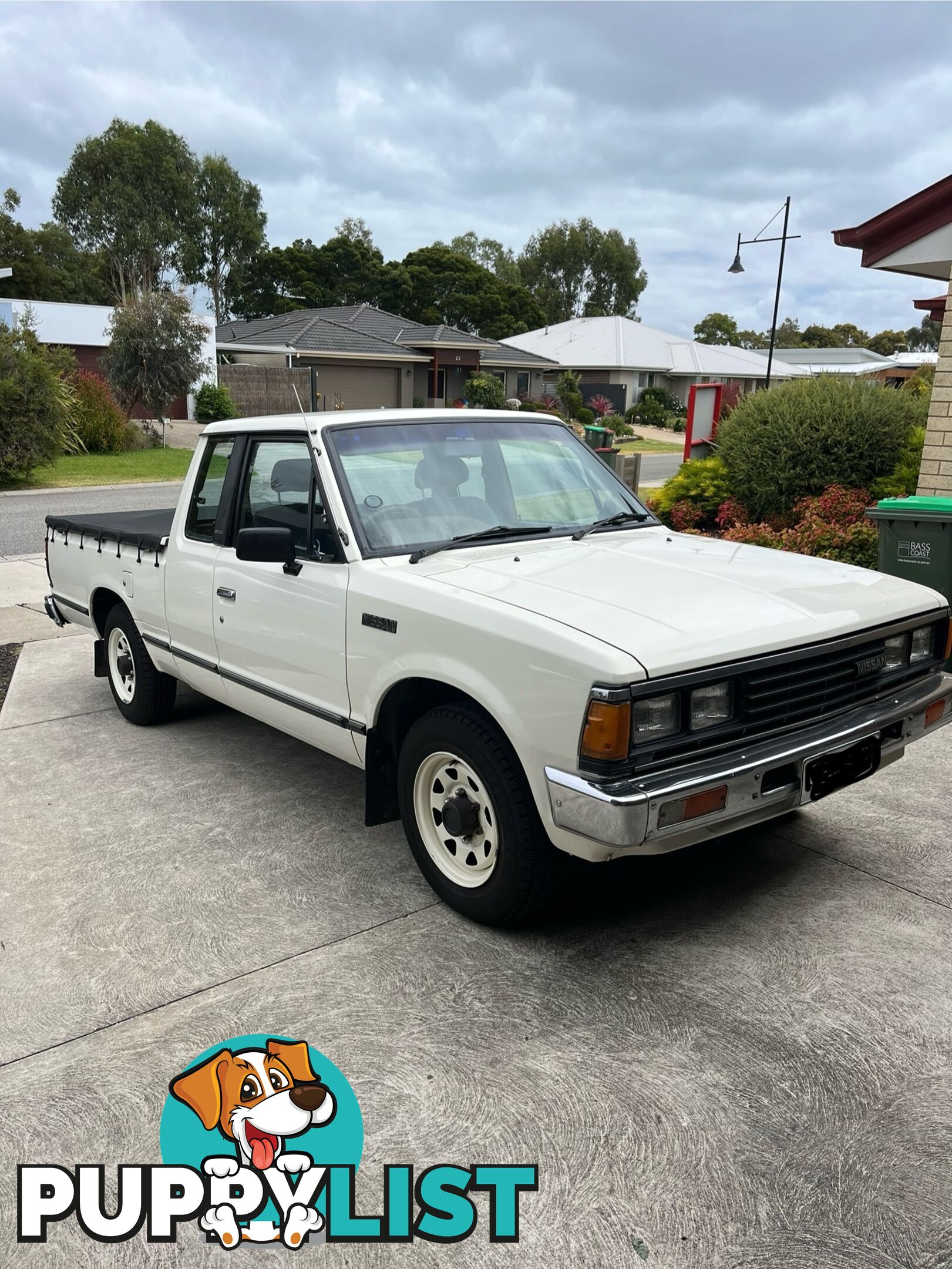1986 Nissan 720 sports king cab 5 speed manual