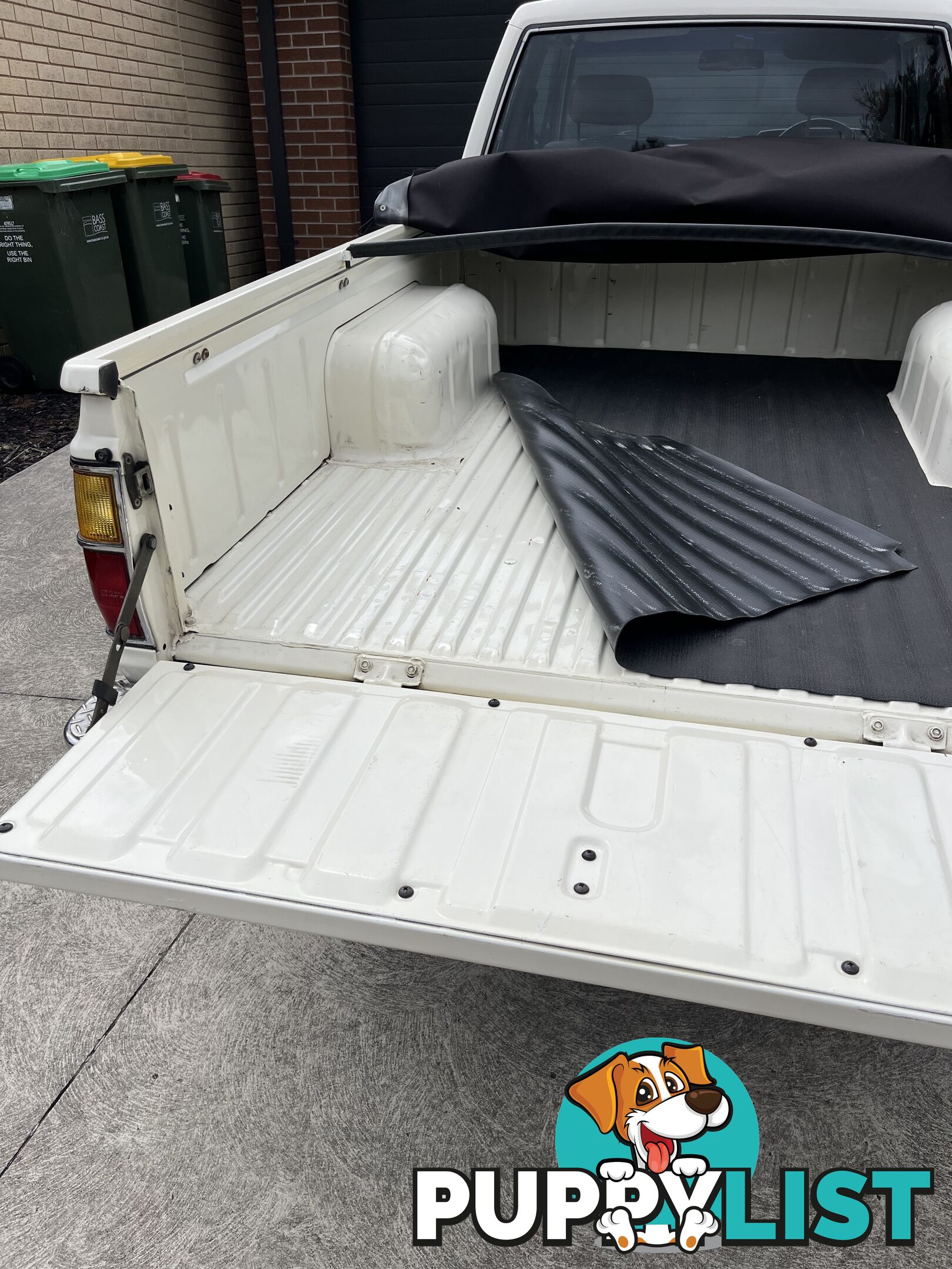 1986 Nissan 720 sports king cab 5 speed manual