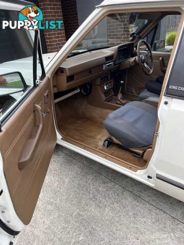 1986 Nissan 720 sports king cab 5 speed manual